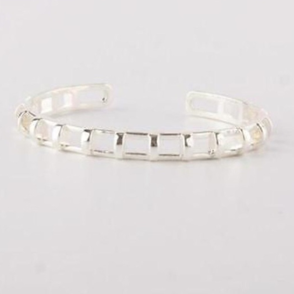 :: Stella & Dot⚔️SILVER Cage Cuff Bracelet Stella - Picture 8 of 8